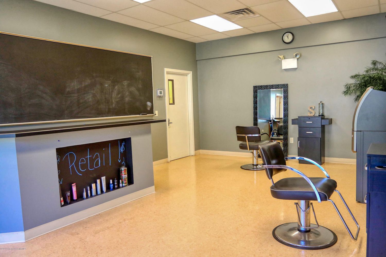 780 Rt 6 Scranton Cdle Highway, Jermyn, PA 18433